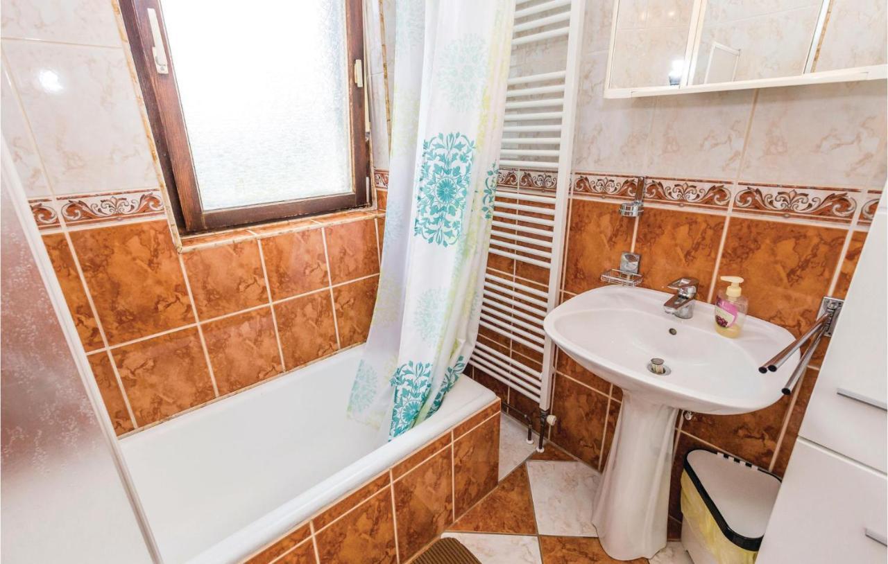 3 Bedroom Nice Home In Moravice Exterior foto